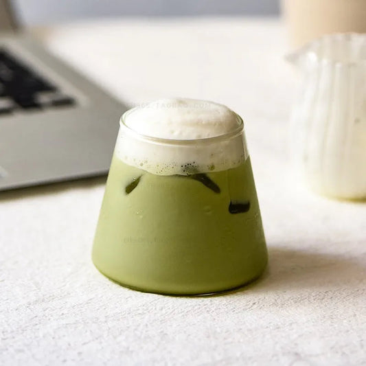 How To Make: Vanilla Matcha Latte with Oat Milk